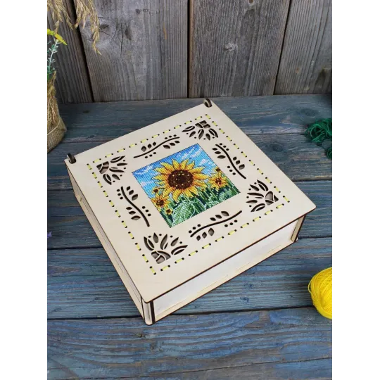 Point de croix sur base en bois "Boîte. Tournesol" 7*20*20 cm SO-146