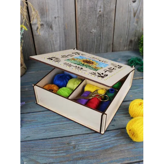 Cross-stich on wooden base"Box. Sunflower" 7*20*20 cm SO-146