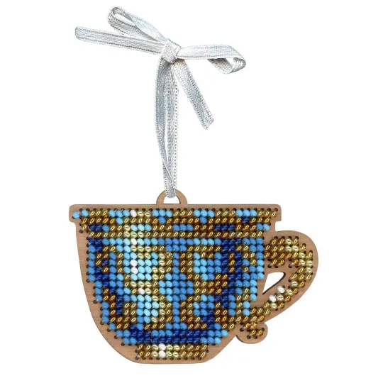 Point de croix sur base en bois
Un ensemble de thé élégant. Une tasse
5*8 cm SO-144