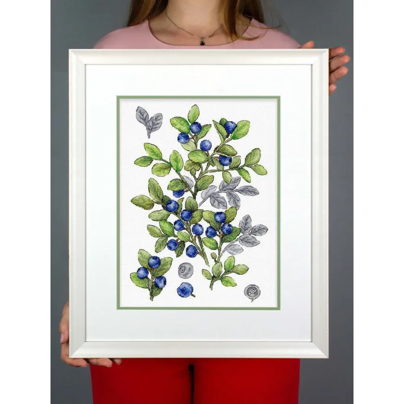 Cross stitch kit "Bilberry" 28*20 cm SNV-931