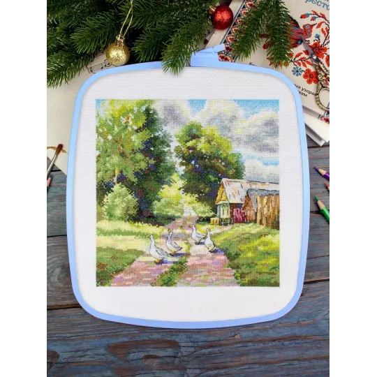 Kryželiu siuvinėjimo rinkinys "Kaimo kelyje" 22*20 cm SNV-1001