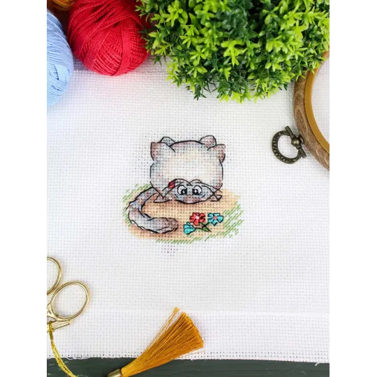 Cross stitch kit "Pet" 7*7 cm SM-1262
