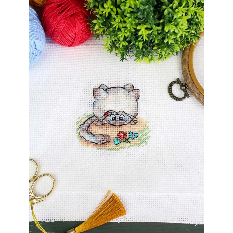 Cross stitch kit "Pet" 7*7 cm SM-1262