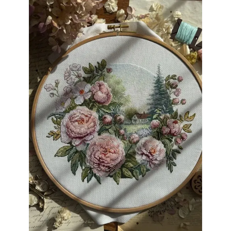 Kryželiu siuvinėjimo rinkinys "Bijūnų švelnumas" 25 x 21 cm SANP-79