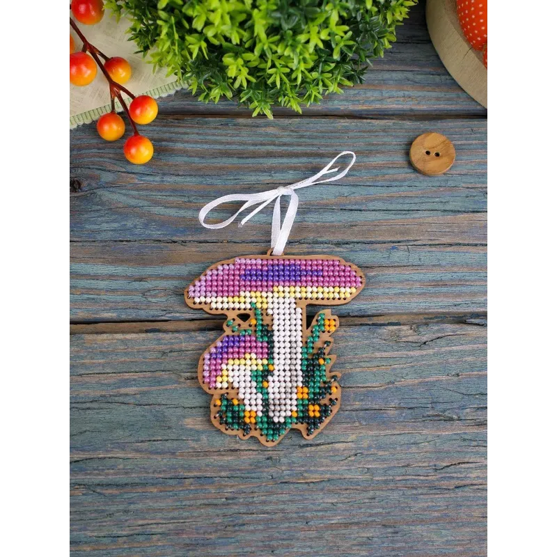 Cross-stich on wooden base"Christmas tree decoration. Russula" 8*7 cm SO-150