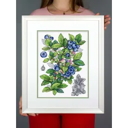 Набор для вышивания крестиком "Черника" 28*20 см SNV-929