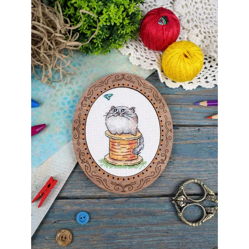 Siuvinėjimo kryželiu rinkinys "Atidžiai stebint" 9*6 cm SM-1260