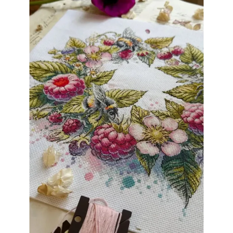 Cross stitch kit "Raspberries and bumblebees" 31,5 х 26,5 cm SANM-44