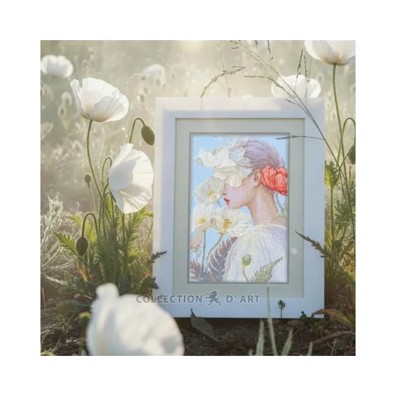 Наборы для вышивки крестом "Дама с цветком" 17,5*26 см RTOM1094