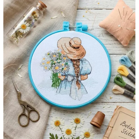 Cross-stitch kit "Daisies for her" 15 х 15 cm AAHM-099