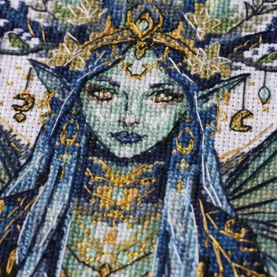 Kit point de croix "Elfe de la Forêt Étoilée" 18 x 17 cm AAH-330
