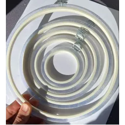 20,5 cm apvalus „Flexi Hoop“ (skaidrus) 230-4TRANSP