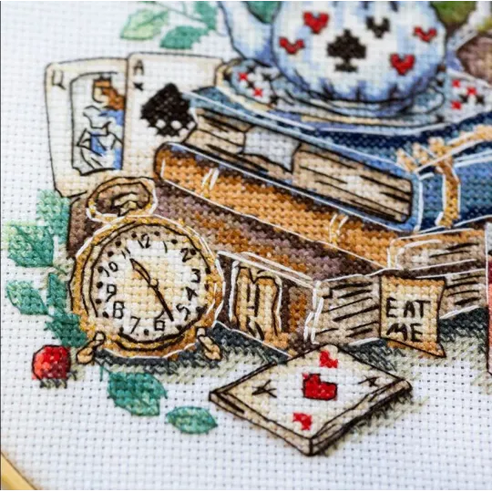 Kreuzstich-Set "Die Verrückte Teeparty" 18x17 cm AAH-320