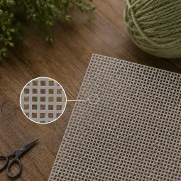 Plastic canvas count 5 Clear 34.5x56 cm A2105