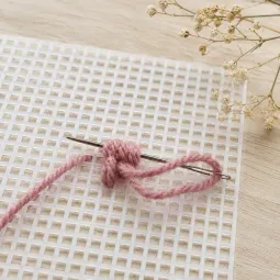 Plastic canvas count 7 Clear 30.5x45.7 cm A2107