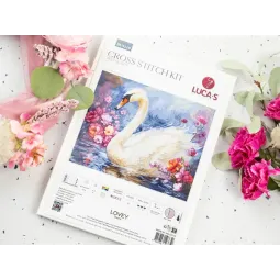Набор для вышивания крестом Lovey 35x29 см SBU5110
