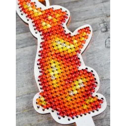 Cross-stich on wooden base "Bunny lollipop" 9*4 cm SO-194