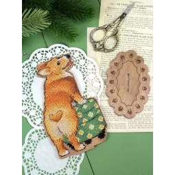 Cross-stich on wooden base "Corgi and ottoman" 16*12*7 cm SO-163