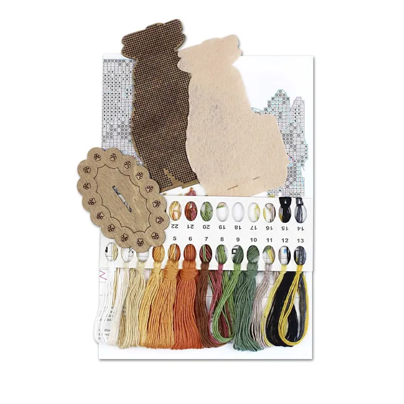 Siuvinėjimas ant medinio pagrindo "Korgis ir osmanas" 16*12*7 cm SO-163