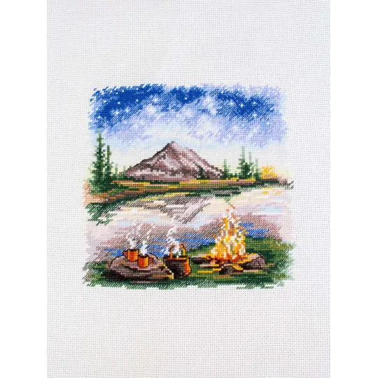 Siuvinėjimo kryželiu rinkinys "Po žvaigždėtu dangumi" 16*16 cm SNV-955