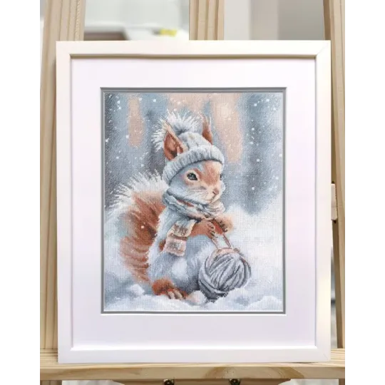 Cross stitch kit "Fluffy little crafty squirrel" 23×29 cm S1736