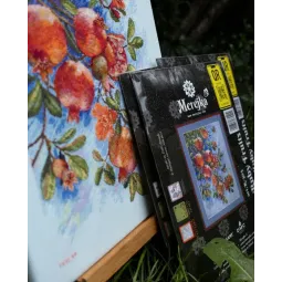 Cross stitch kit "Ruby Fruits" 25x36 cm SK305