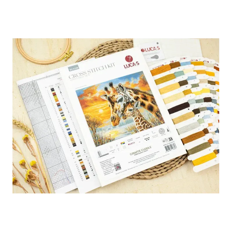 Kreuzstich-Set "Giraffe Cuddle" 35 x 29 cm SBU5109