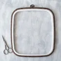 23x25 см квадратная гибкая
пяльцы (темно-коричневые) 230-13BR