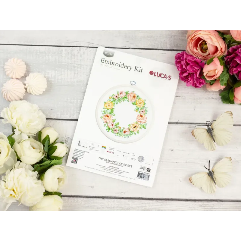 Kreuzstich-Set mit Stickrahmen "Die Eleganz der Rosen" 11 x 11 cm SBC111