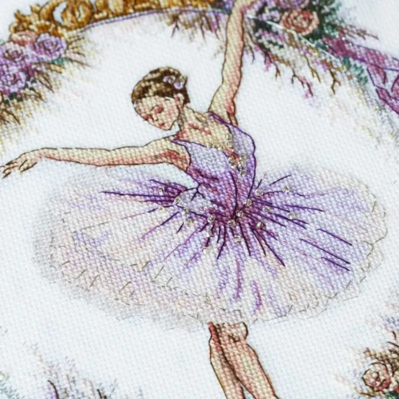 Cross-stitch kit "The Embodiment of Grace" 17 х 25 cm AAH-329