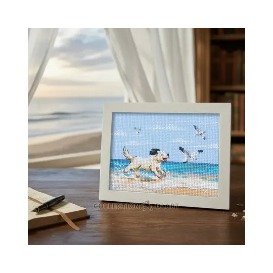 Kits de point de croix "Chien courant sur la plage" 13x8,5 cm RTOM1108