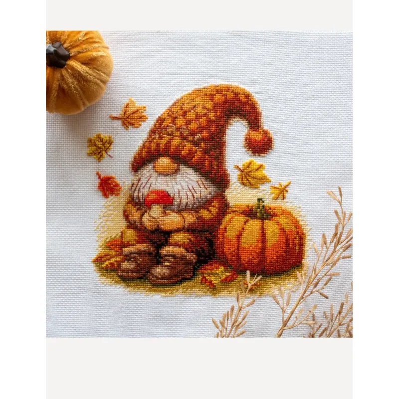 Cross stitch kit "Harvest Gnome" 20x20 cm SRA1044