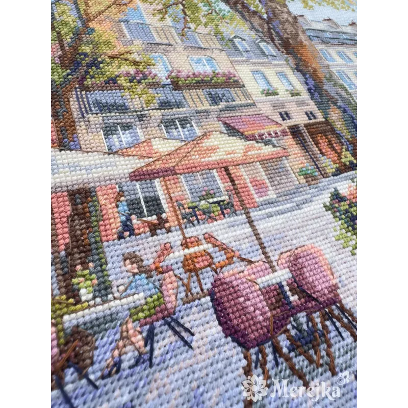 Cross stitch kit "Chasing Morning Light" 29x39 cm SK269