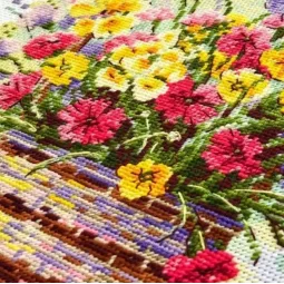 Kreuzstich-Set "Blühender Sommer" 25x25 cm SR2366