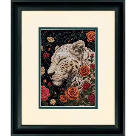 Kleine Kreuzstich "Weiße Löwin" 13x18 cm DIM15026