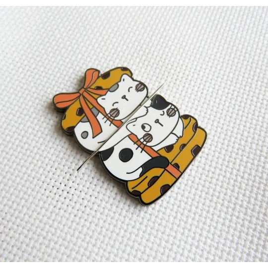 Magnetic Needle Minder "Meowy Xmas" 40 mm 14366