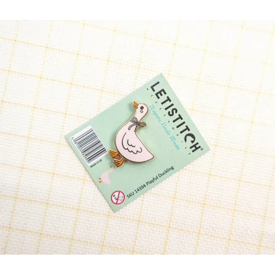 Magnetic Needle Minder "Playful Duckling" 30 mm 14394