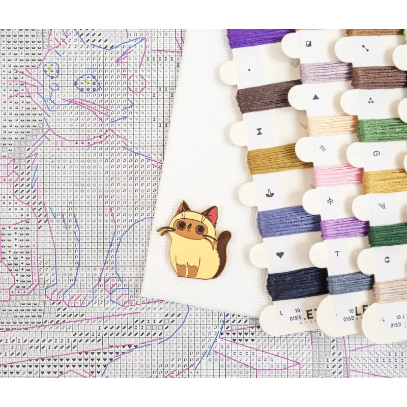Cross stitch kit "The Magic Shelf" 29x29 cm L10-015