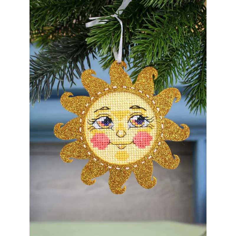 Cross stitch kit "A little sun in gold" 11 x 11 cm ST-1206