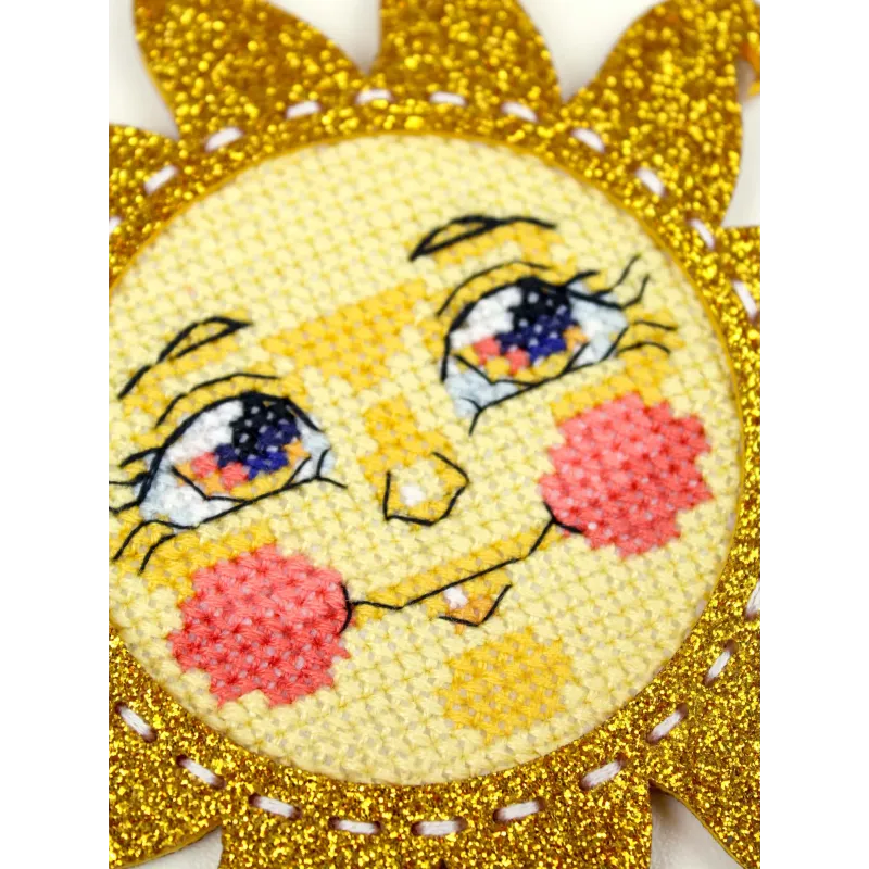 Kreuzstich-Set "Eine kleine Sonne im Gold" 11 x 11 cm ST-1206