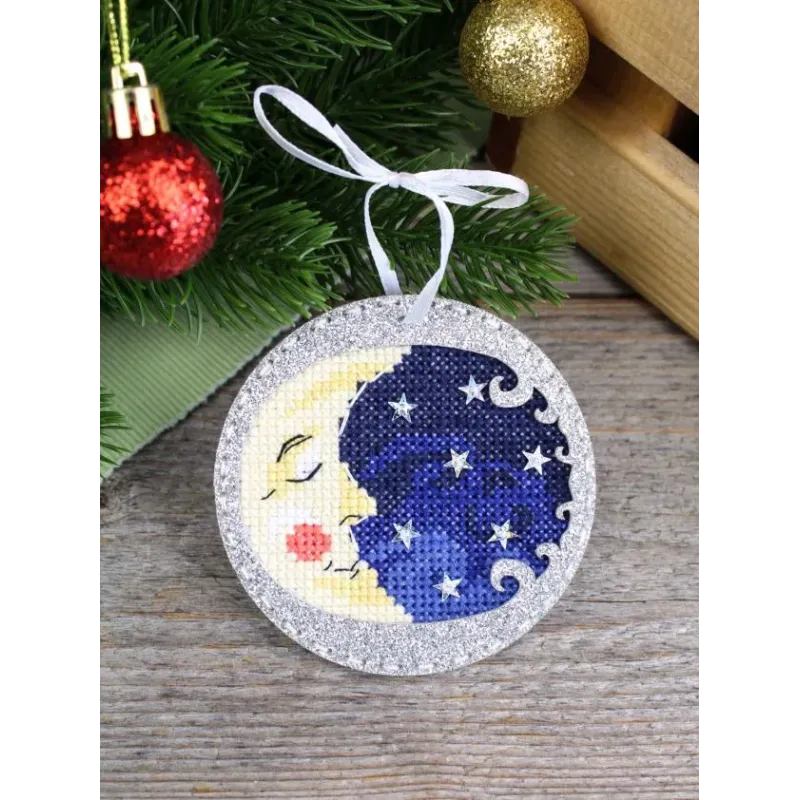 Cross stitch kit "A Moon in Silver" 9 x 9 cm ST-1207