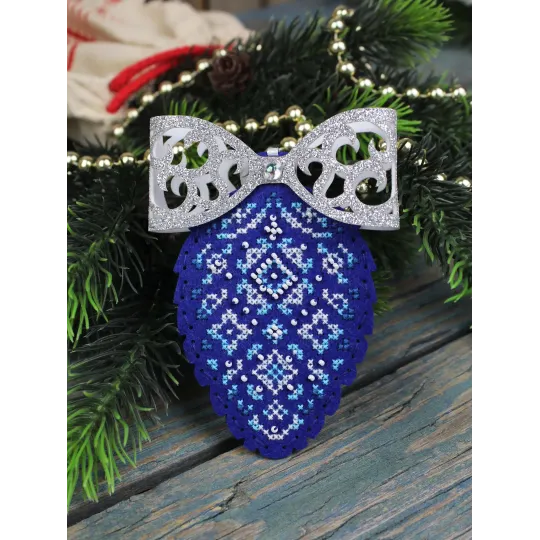 Cross stitch kit "Pine cone with a bow" 12 x 9 cm ST-1205