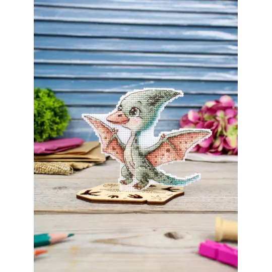 Cross stitch kit "Little Pterodactyl" 10 x 13 cm SR-1347
