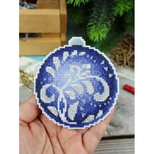 Cross stitch kit "Sapphire Radiance" Christmas Ornament" 10 x 9 cm SR-1319