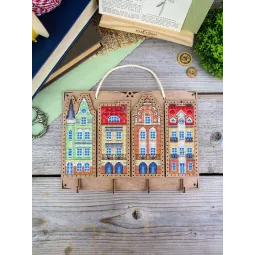 Cross-stich on wooden base "Key holder. Little houses" 16*22 cm SO-165