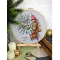 Kit de point de croix "Près du sapin de Noël décoré" 26*22 cm SNV-1018