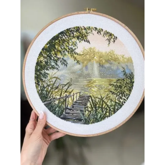 Siuvinėjimo kryželiu rinkinys "Aušros tyla" 25x25 cm S1752