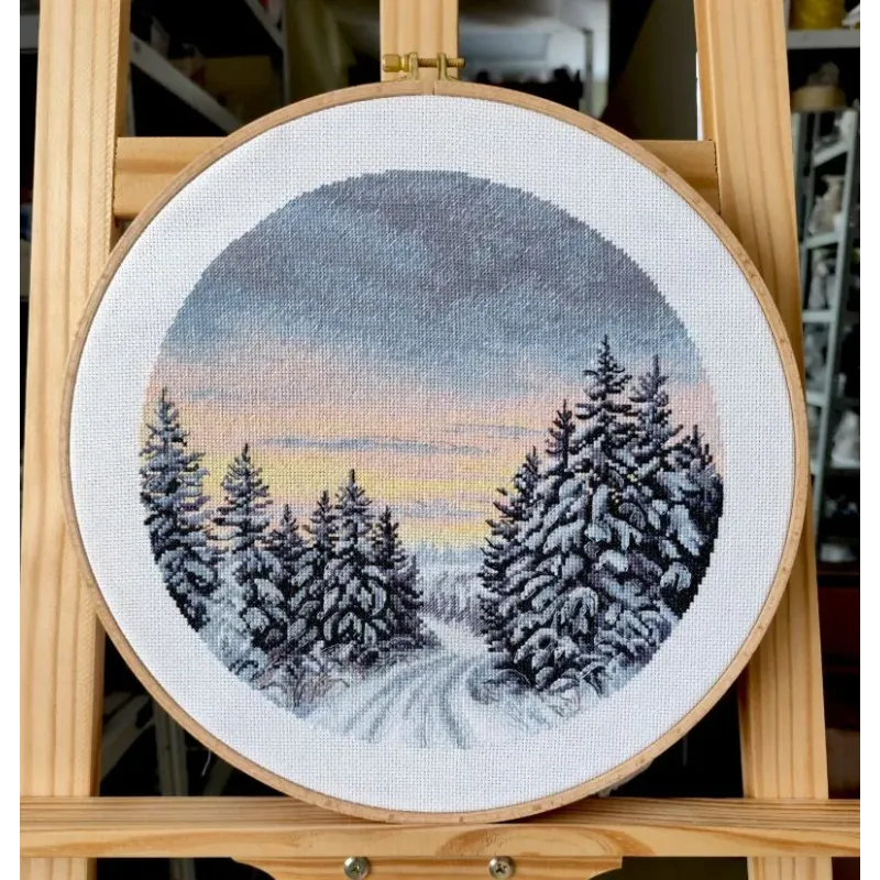 Siuvinėjimo kryželiu rinkinys "Žiemos metas" 25×25 cm S1743