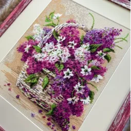 Basket of Lilacs 24x30 cm SR2359