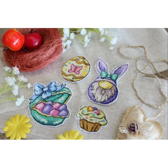 Dwarf and cradle.Magnets. SR-585 (ES)